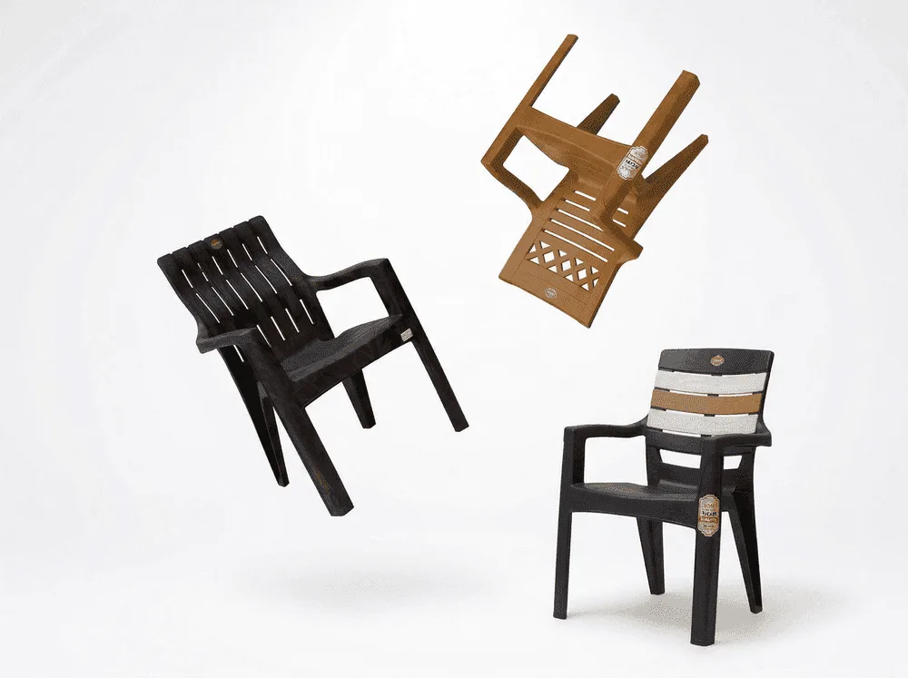 Crown Audi series - playful floating arrangement