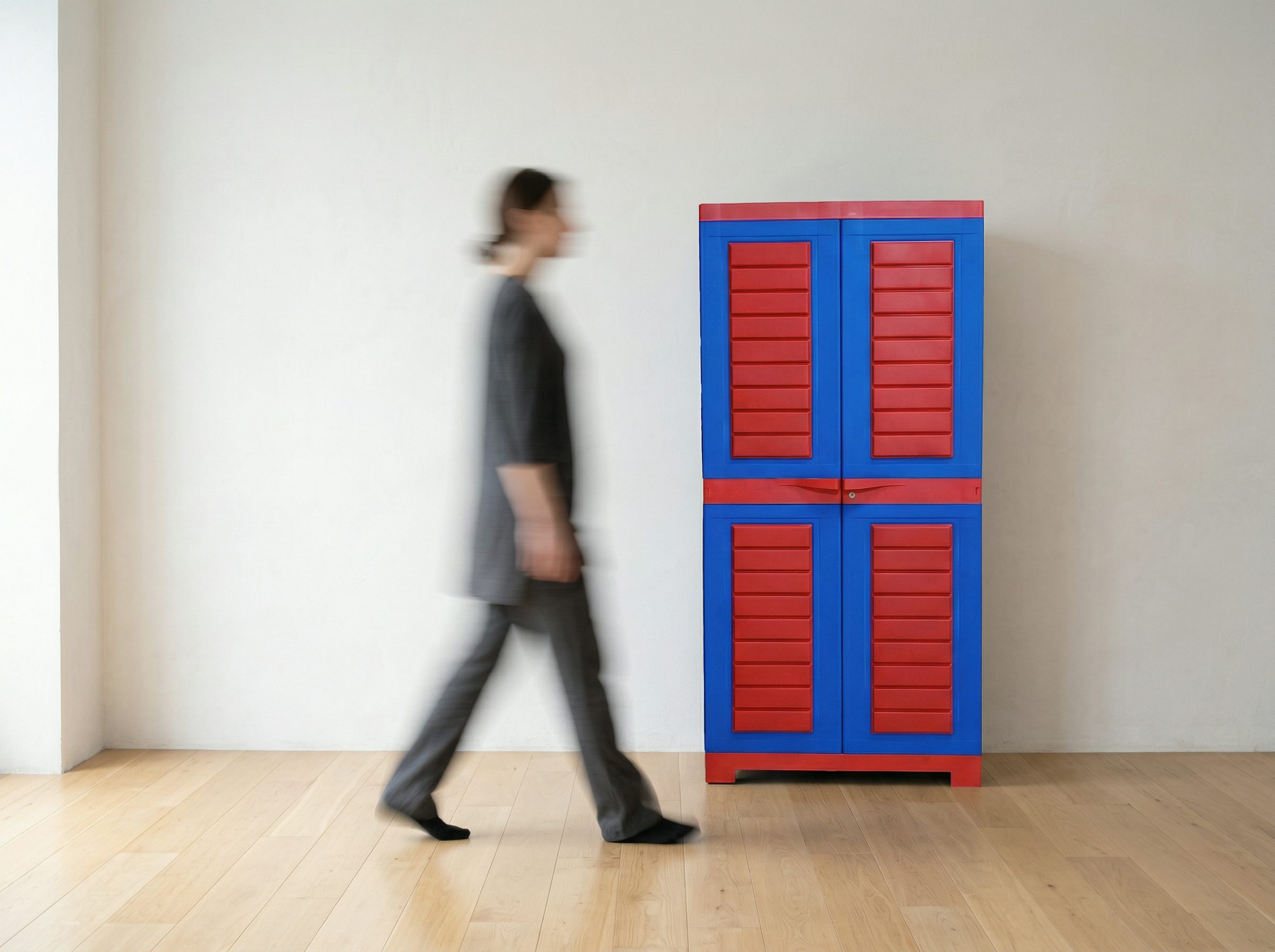 Crown Leo Medium - lifestyle shot